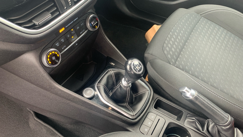 Ford Fiesta 1.0 EcoBoost Titanium 5dr Petrol Hatchback